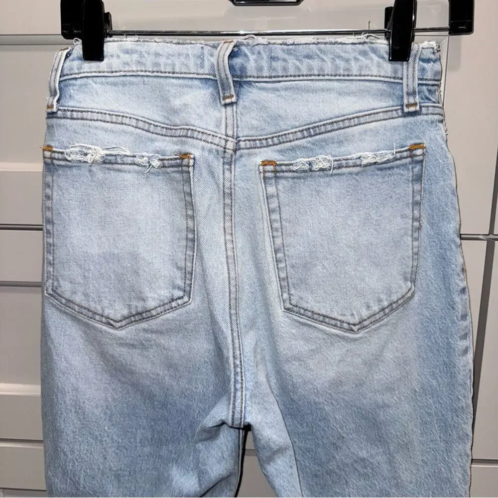 Abercrombie & Fitch High Rise Mom Jean 26 Regular Light Wash - Picture 5 of 7